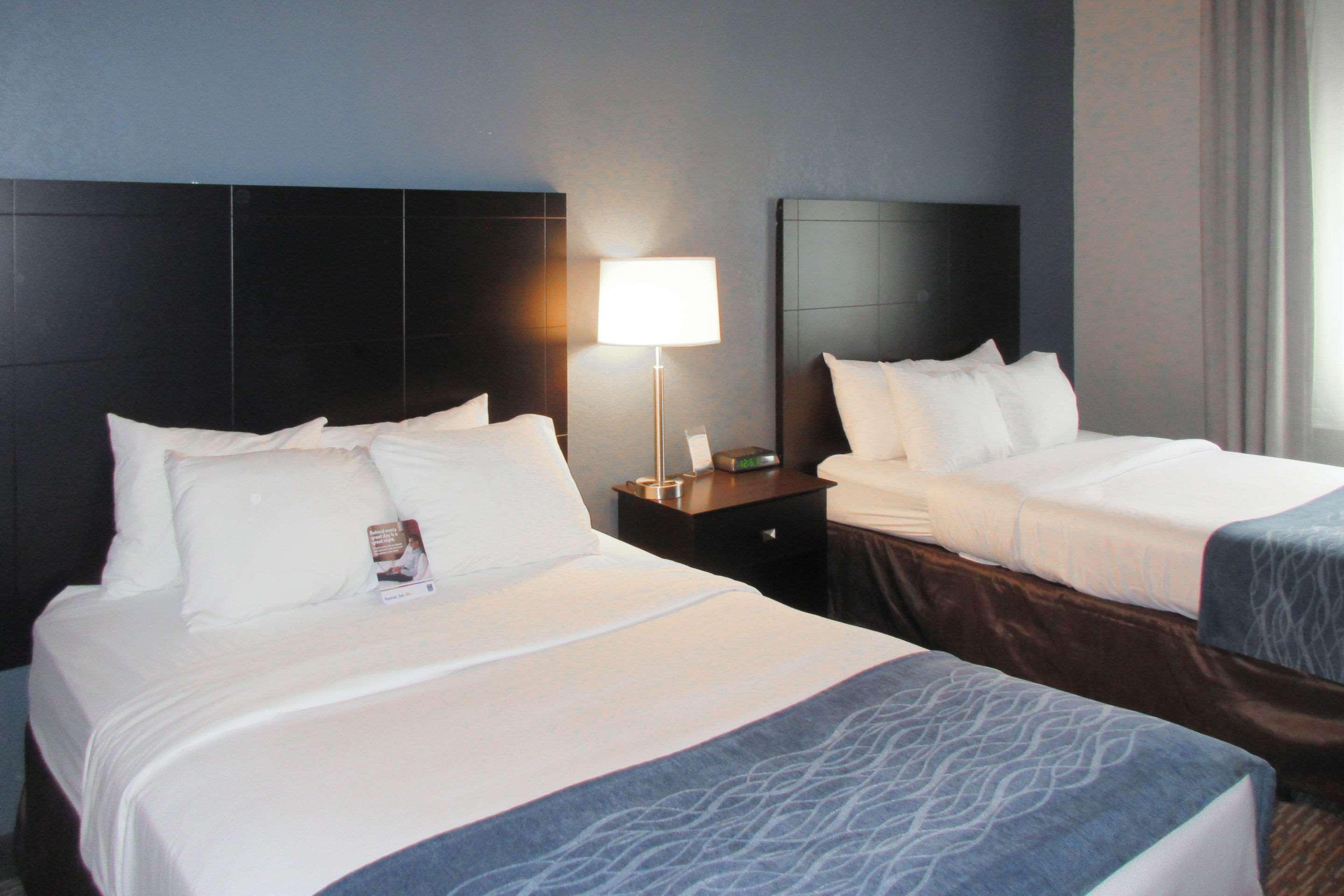 פורט הורון Comfort Inn מראה חיצוני תמונה